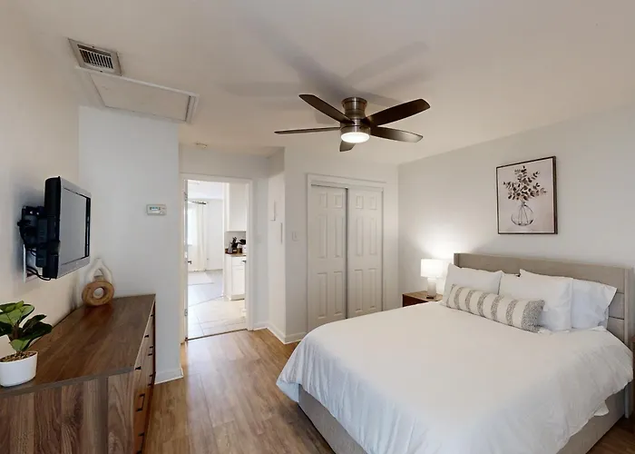 Hike, Fish & Relax: Townhome W/ Patio!