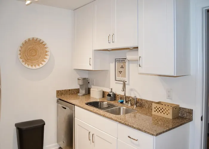 Hike, Fish & Relax: Townhome W/ Patio! *